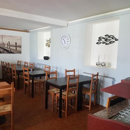 Auberge Le Guinefort Léhon Esterno foto